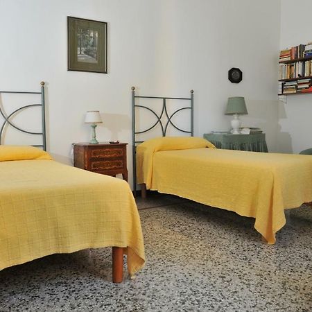 La Concordia Bed & Breakfast Neapel Exteriör bild