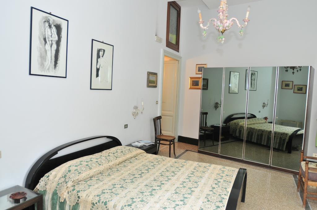La Concordia Bed & Breakfast Neapel Rum bild